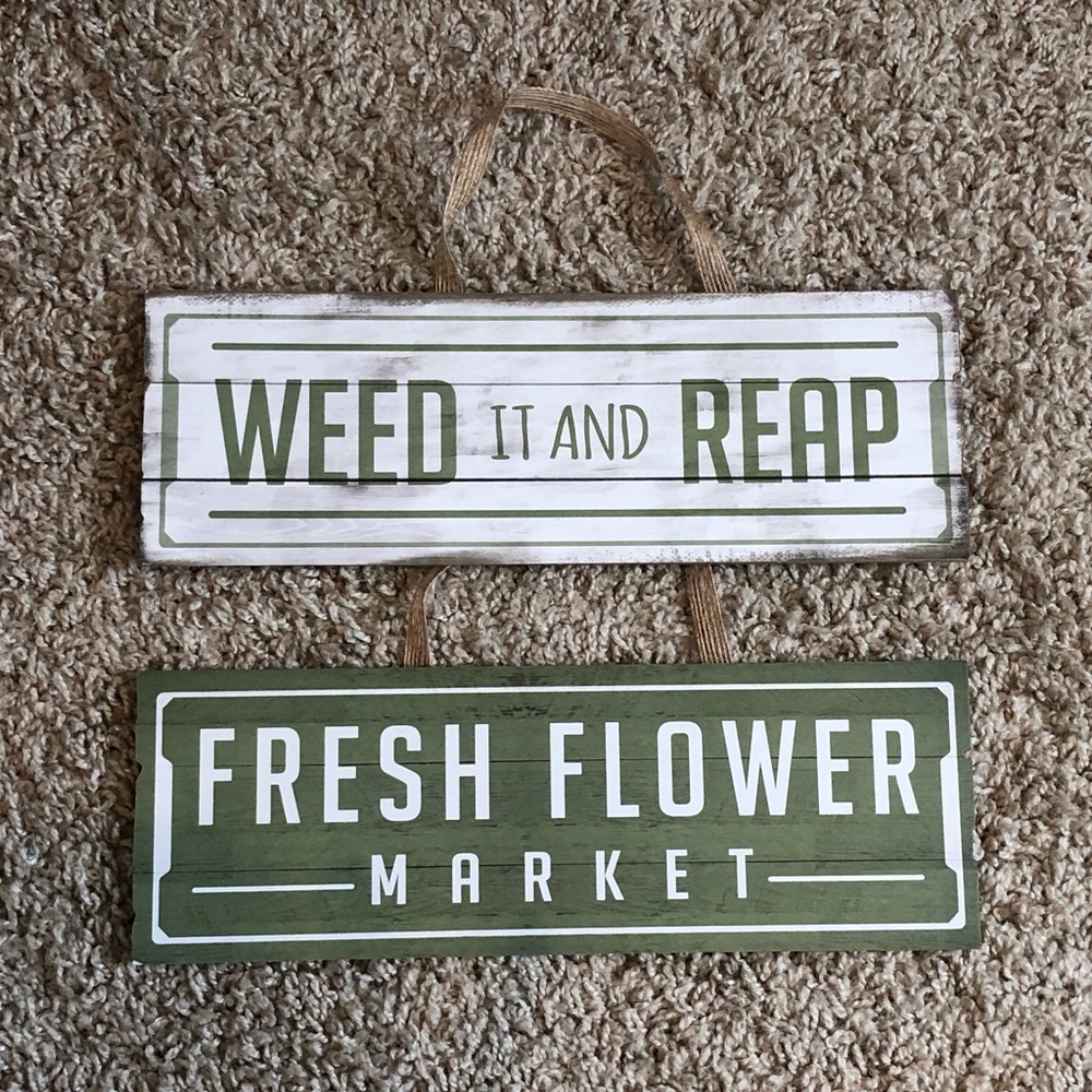 NEW 2 Garden Theme Signs Wall Plaques